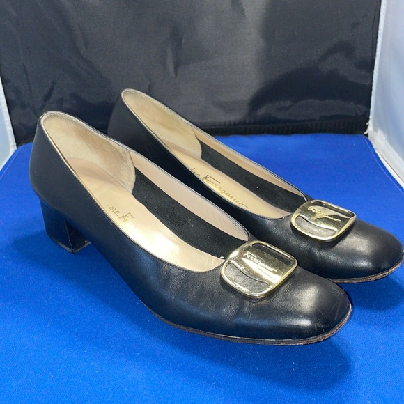Salvatore Ferragamo Shoes - Vintage Salvatore Ferragamo Boutique Bow Pumps Leather Shoes Size 8.5